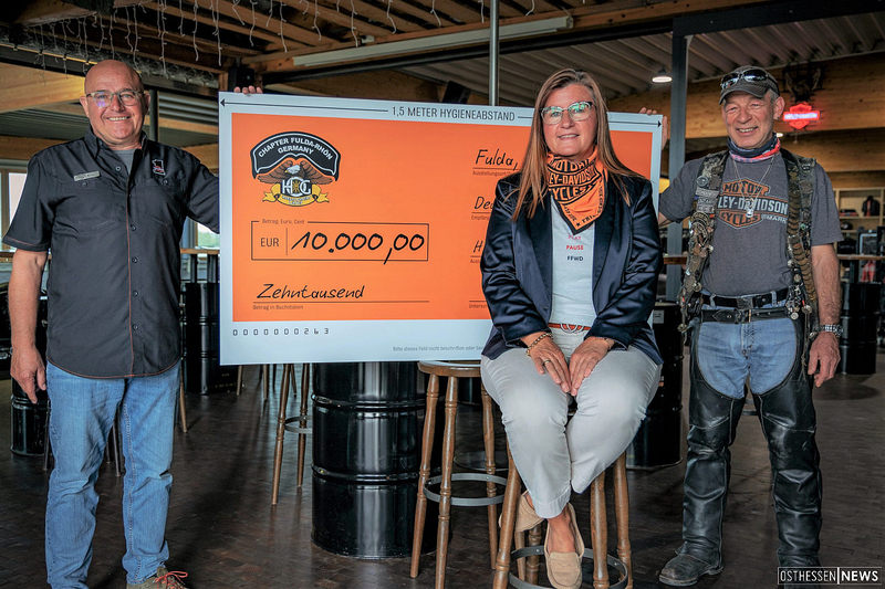 10.000 Euro von Harley-Motorradchapter an Deutsche PalliativStiftung